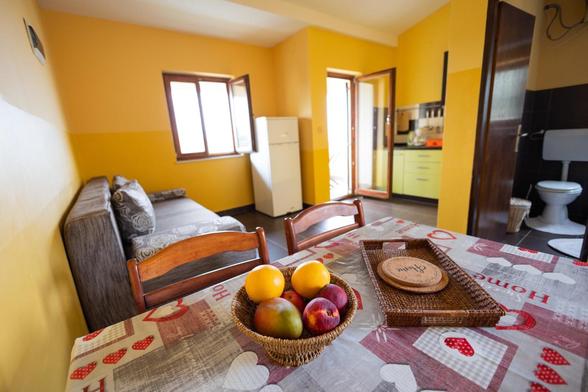Apartman Marija 2 Lopar Esterno foto